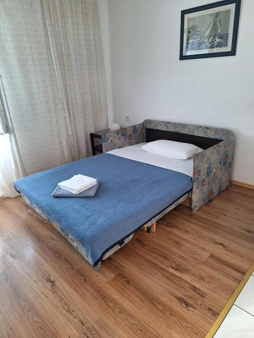 Apartment Igor 2 With Terrace And Sea View Baska  Croatia