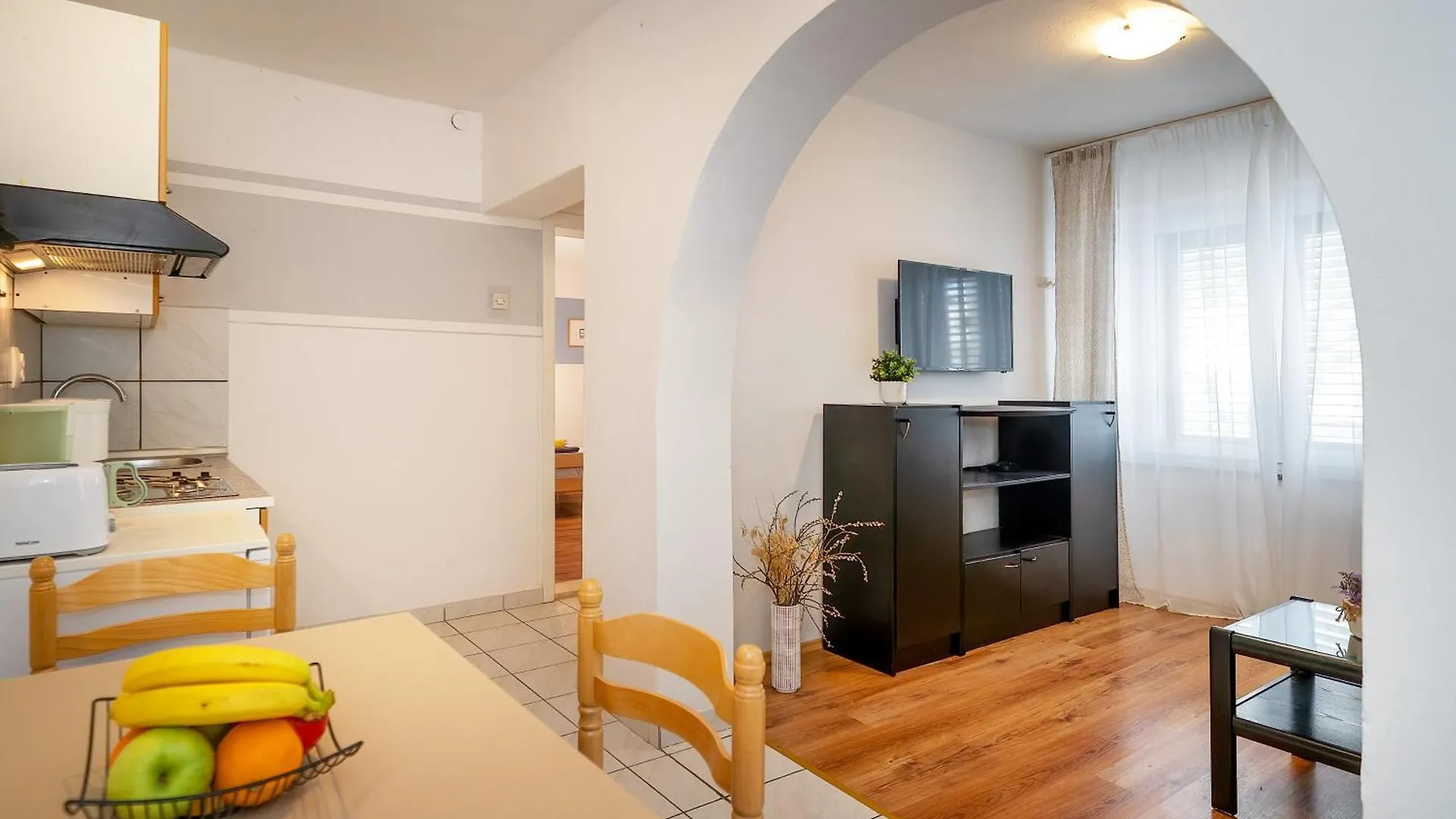 Apartment Igor 2 With Terrace And Sea View Baska