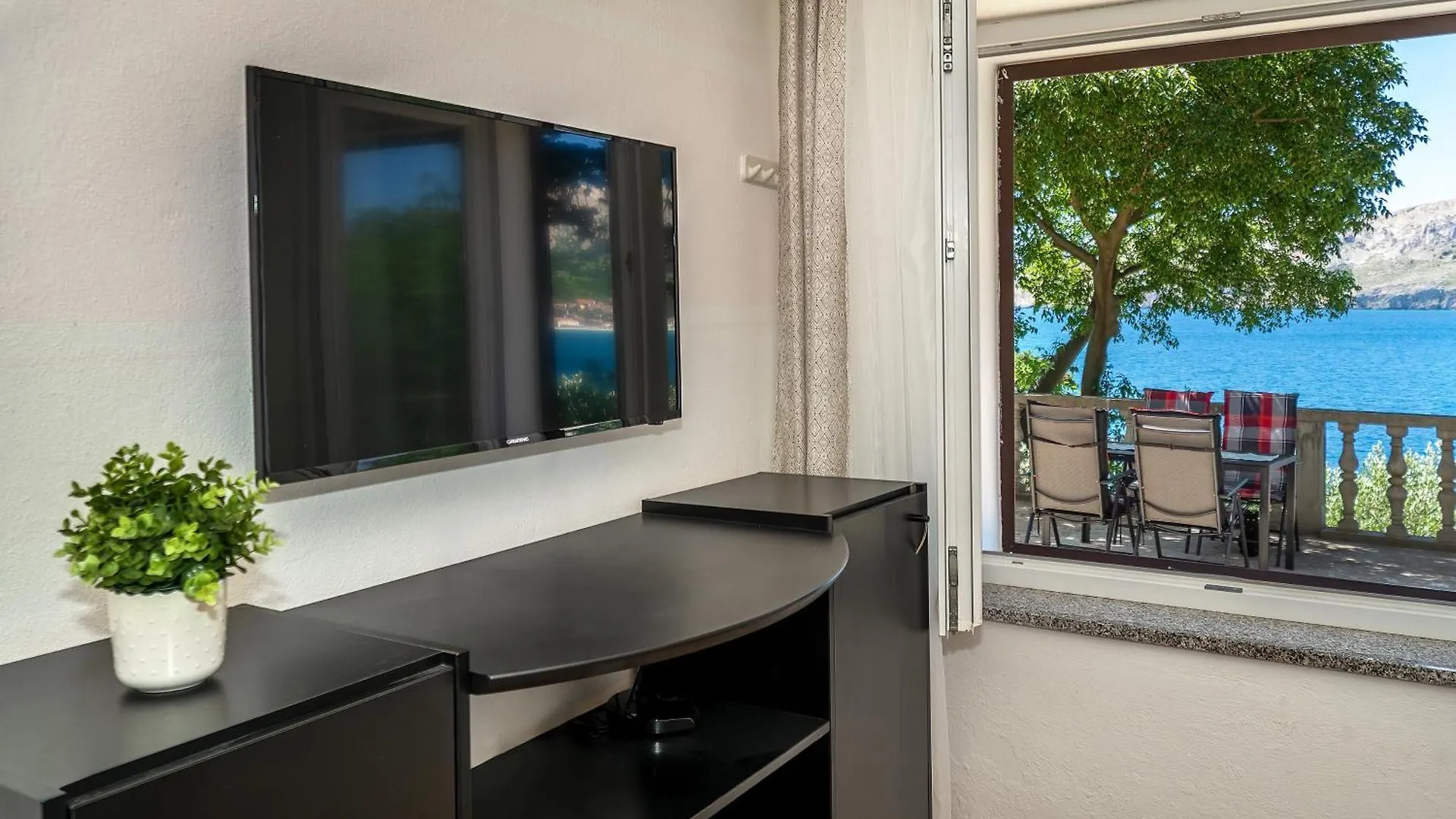 Apartment Igor 2 With Terrace And Sea View Baska   Baska (Krk)