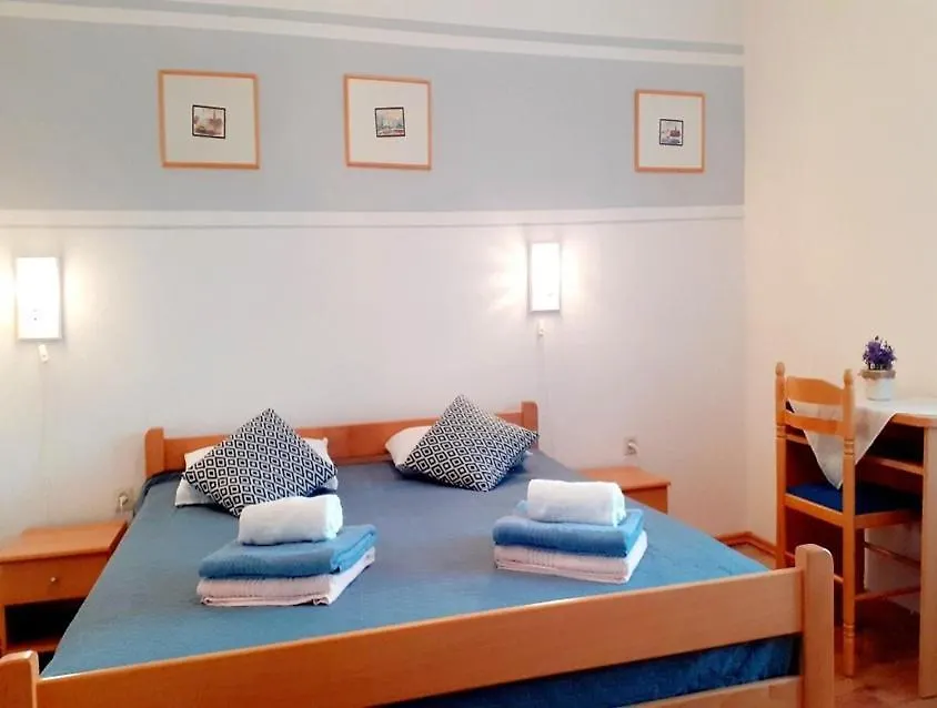 Apartment Igor 2 With Terrace And Sea View Baska  Croatia